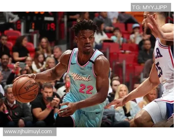 单核之力一支足球队如何在球星的引领下征战赛场 单核之力一支足球队如何在球星的引领下征战赛场